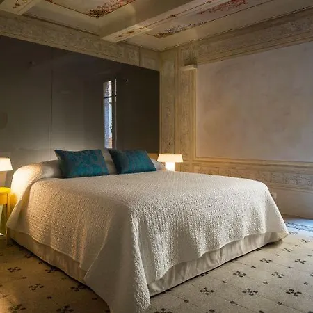 Sleeps 6 Pool Wifi *